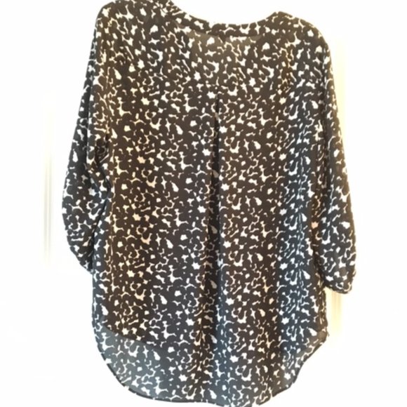 Chaus Flowy Print Blouse - Picture 2 of 5